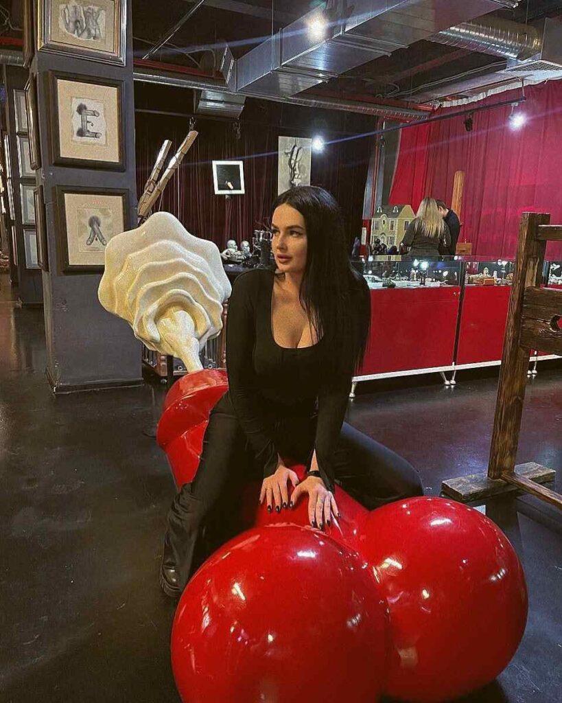 Элитная девушка Зарина Drive Models