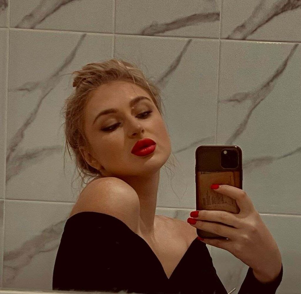 Элитная девушка  Drive Models