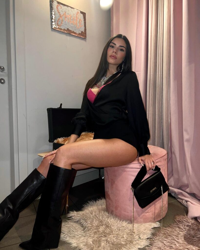 Эскорт-модель Лика Drive Models