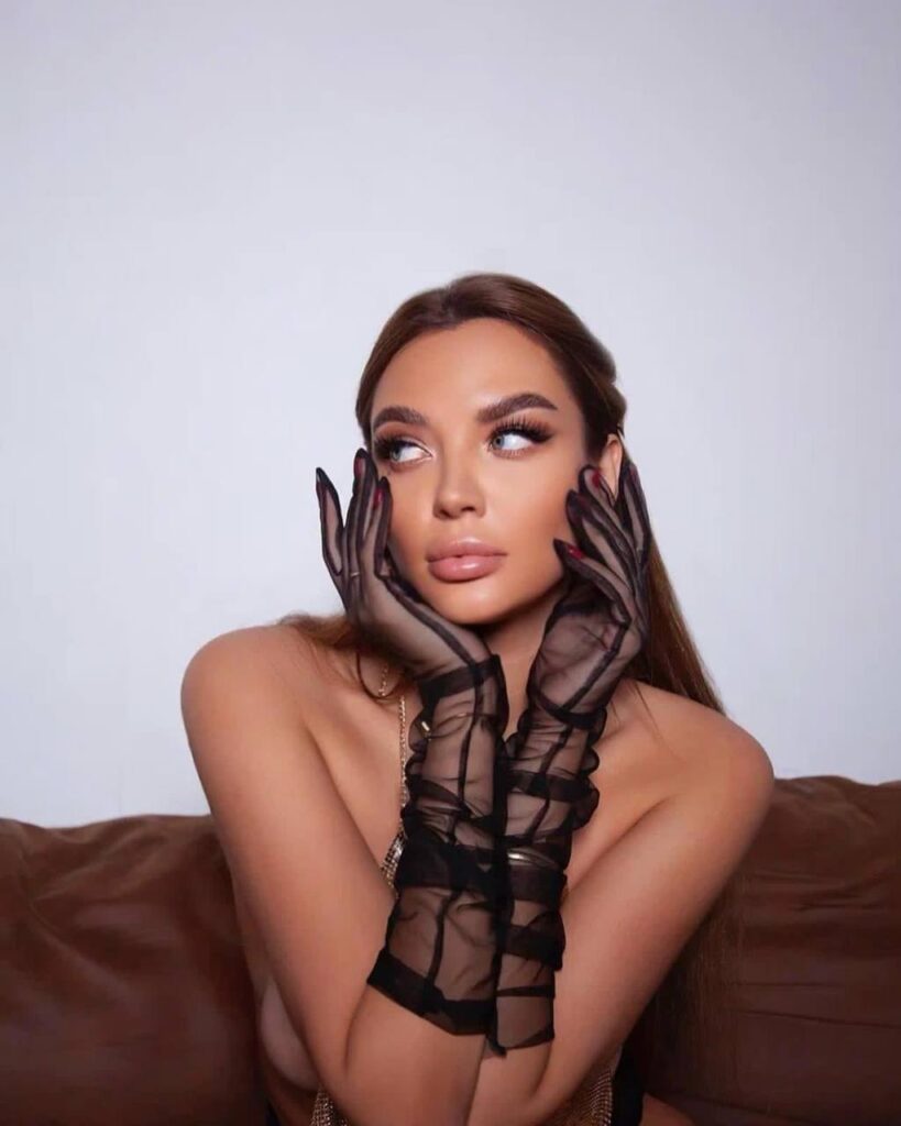 Элитная модель Лили Premium Models